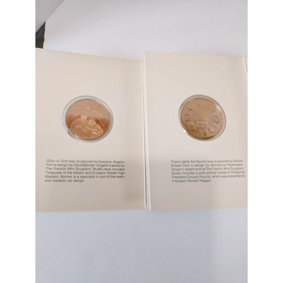 Holiday Cards By The Franklin Mint 1987 Bronze Medallions in Book - Picture 6 of 8